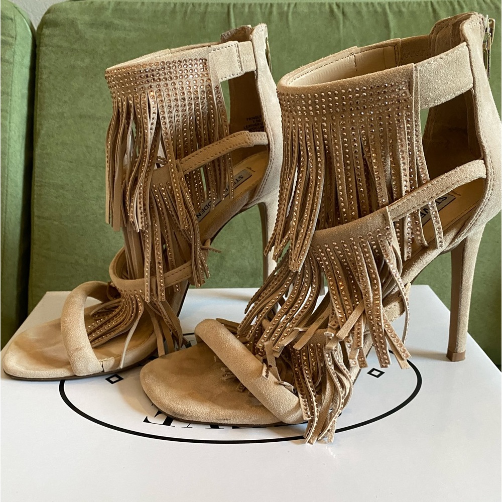 Steve Madden Fringe Heels in Great Condition size 7.5